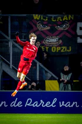 FC Twente midfielder Mats Rots scores the 0 1 and celebrating the goal during the match NAC Breda vs FC Twente Enschede at the Rat Verlegh Stadium for the Dutch Vriendenloterij Eredivisie season 2025 2026 in BREDA, Netherlands on 30 01 2026, Photo by Marcel van Dorst EYE4IMAGES