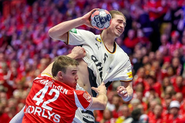 01 02 2026, Handball, Men s EHF EURO 2026, Germany Denmark, Jyske Bank Boxing in Herning, Final Juri Knorr Germany 15 in duel against Thomas Sommer Arnoldsen Denmark 42 Denmark