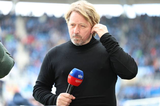 08 02 2026, xrekx, Fußball 2 Bundesliga, Karlsruher SC Fortuna Duesseldorf v l Sven Mislintat Sportvorstand Fortuna Duesseldorf bei SKY DFL DFB REGULATIONS PROHIBIT ANY USE OF PHOTOGRAPHS as IMAGE SEQUENCES and or QUASI VIDEO Karlsruhe