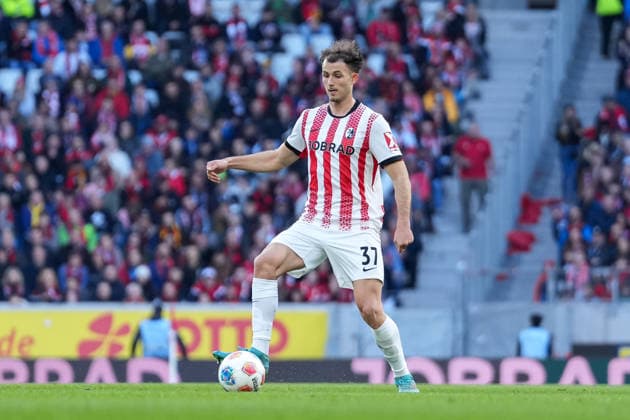 Max Rosenfelder SC Freiburg, 37 on the ball , Germany, Soccer, 1 Bundesliga, 21 Matchday, 2025 2026, SC Freiburg vs SV Werder Bremen, 07 02 2026, Europa Park Stadion, Freiburg, Germany DFL REGULATIONS PROHIBIT ANY USE OF PHOTOGRAPHS AS IMAGE SEQUENCES AND OR QUASI VIDEO Freiburg Europa Park Stadion Baden Württemberg Germany Copyright: xArnexAmbergx