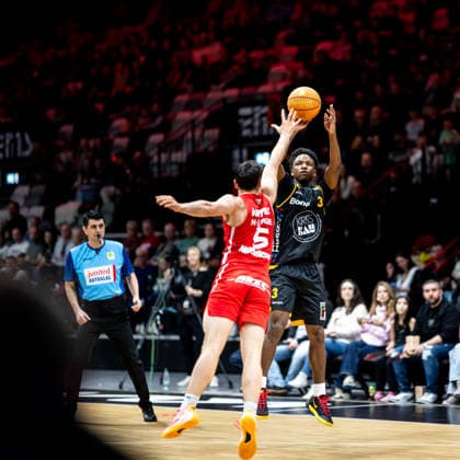 08 02 2026 Basketball Season 2025 2026 2 Bundesliga Pro A 22 Matchday Nuremberg Falcons Basketball Club NBC Bozic Estriche Knights Kirchheim ThHa xthxhax Chuck Harris 3, Kirchheim Knights Tim Köpple Koepple 5, Nuremberg Falcons BC NBC