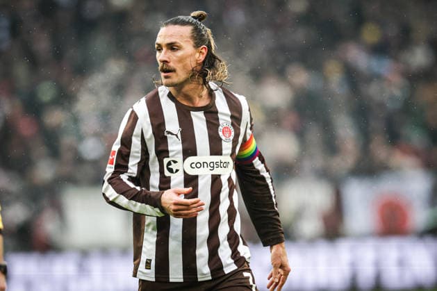 2026 02 07 xfsx Football 1 Bundesliga FC St Pauli VfB Stuttgart v l Jackson Irvine FC St Pauli ,7 Portrait DFL regulations prohibit any use of photographs as image sequences and or quasi video Copyright: HMBxMedia FernandoxSoares