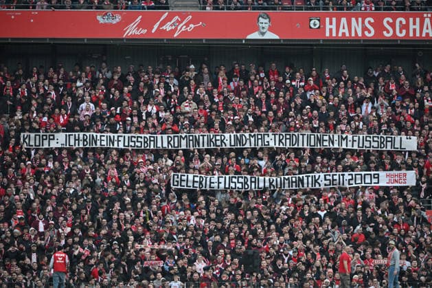 Fan protest by Cologne fans against RB Leipzig and Jürgen Klopp 08 02 2026, Football 1 Bundesliga, Season 2025 2026, 21 Matchday, 1 FC Köln RB Leipzig 1 2 DFL regulations prohibit any use of photographs as image sequences and or quasi video Koeln RheinEnergieStadion Nordrhein Westfalen Germany Team2