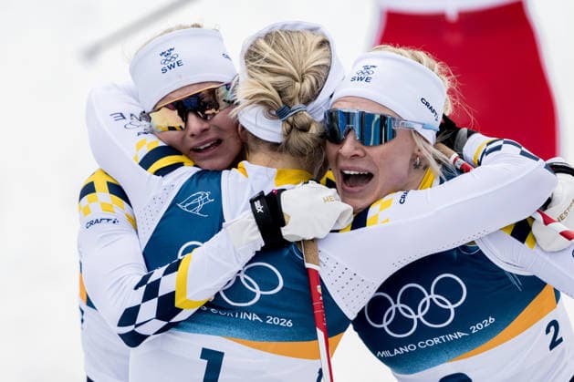 260210 Maja Dahlqvist , Linn Svahn and Jonna Sundling of Sweden celebrate after winning women s classic technique cross country skiing sprint final during day 4 of the 2026 Winter Olympics on February 10, 2026 in Val di Fiemme Photo Maxim Thore BILDBYRAN kod MT MT0969 skidor cross country skiing langrenn olympic games olympics winter olympics os ol olympiska spel vinter os olympiske leker milano cortina 2026 milan cortina 2026 milano cortina 2026 olympic games milano cortina 2026 winter olympic games milano cortina os milano cortina ol vinter ol 4 bbeng sprint norge jubel os guld gold guld  Copyright: MAXIMxTHORE BB260210MT144