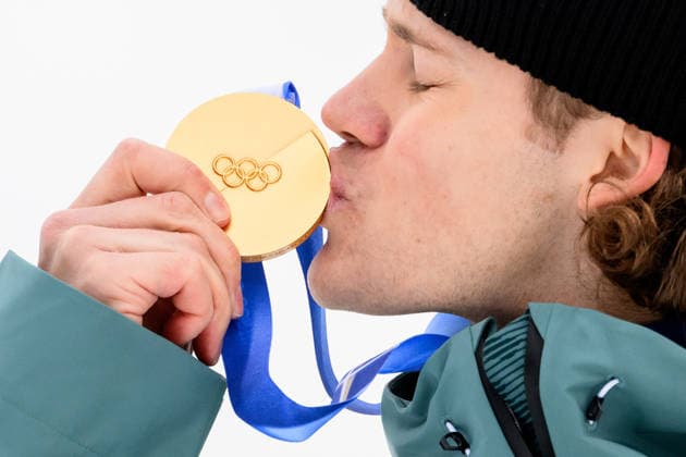 260214 Lucas Pinheiro Braathen of Brazil with his gold medal on the podium after the men s alpine skiing giant slalom during day 8 of the 2026 Winter Olympics on February 14, 2026 in Bormio Photo Vegard Grott BILDBYRAN kod VG VG0876 bbeng alpine alpine skiing olympic games olympics winter olympics os ol olympiska spel vinter os olympiske leker milano cortina 2026 milan cortina 2026 milano cortina 2026 olympic games milano cortina 2026 winter olympic games milano cortina os milano cortina ol vinter ol storslalom giant slalom storslalam guld gold  Copyright: VEGARDxGRoTT BB260214VG070