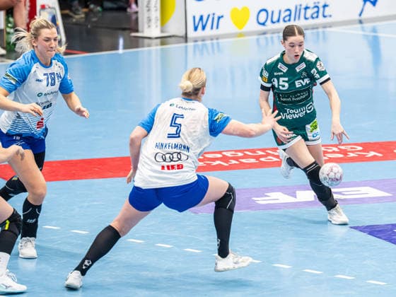 Lara Daeuble Frisch Auf Women, 95 with speed on the ball, Frisch Auf Goeppingen vs Sport Union Neckarsulm, Handball, 1 Bundesliga, Season 2025 2026, 14 02 2026 Frisch Auf Goeppingen vs Sport Union Neckarsulm, Handball, 1 Bundesliga, Season 2025 2026, 14 02 2026 Goeppingen Copyright: xMichaelxSchmidt Eibner-Pressefotx EP_MST
