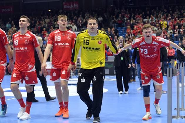 Florian Drosten MT Melsungen 18 , Reynir Thor Stefansson MT Melsungen 19 , Nebojsa Simic Goalkeeper MT Melsungen 16 , Timo Kastening MT Melsungen 73 L R after the victory , GER, MT Melsungen Frisch Auf Goeppingen, Handball, 1 Bundesliga, Matchday 21, Season 2025 2026, 14 02 2026, GER, MT Melsungen Frisch Auf Goeppingen, Handball, 1 Bundesliga, Matchday 21, Season 2025 2026, 14 02 2026 Kassel Copyright: xEibner-Pressefotox xRolandxSippelx EP_RSL