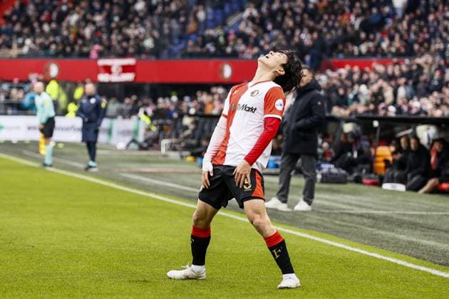 ROTTERDAM - Ayase Ueda of Feyenoord during the Dutch Eredivisie match between Feyenoord and Go Ahead Eagles at Feyenoord s De Kuip stadium on February 15, 2026, in Rotterdam, Netherlands. PIETER STAM DE JONGE ANP Eredivisie 2025-2026 xVIxANPxSportx xxANPxIVx 550779204 originalFilename: 550779204