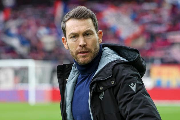 Stephan Lichtsteiner FC Basel, Coach , Switzerland, Football, Super League, 25 Matchday, 2025 2026, FC Basel vs FC Lugano, 15 02 2026, Basel Sankt Jakob Park Switzerland Copyright: xGrantxHubbsx