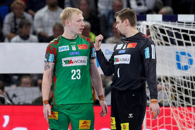 Magnus Saugstrup SC Magdeburg and goalkeeper Sergey Hernandez Ferrer SC Magdeburg talk together, DAIKIN Handball Bundesliga, THW Kiel v SC Magdeburg, Wunderino Arena on February 15, 2026 in Kiel, Germany Photo by Marco Steinbrenner DeFodi Images Magnus Saugstrup SC Magdeburg and goalkeeper Sergey Hernandez Ferrer SC Magdeburg talk together, DAIKIN Handball Bundesliga, THW Kiel v SC Magdeburg, Wunderino Arena, February 15, 2026 in Kiel, Germany Photo by Marco Steinbrenner DeFodi Images