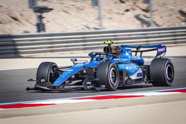Carlos Sainz jr ESP, Atlassian Williams F1 Team, 55 BHR, Formula 1 World Championship, Formula 1 testing, Bahrain international Circuit, 13 02 2026 BHR, Formula 1 World Championship, Formula 1 testing, Bahrain international Circuit, 13 02 2026 Copyright: xEibner-Pressefoto ThomasxFuesslerx EP_TFR