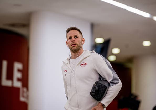 Leipzig goalkeeper Peter Gulacsi Soccer DFB Cup quarter-final FC Bayern Muenchen RB Leipzig 2 0 February 11, 2026 Munich, Allianz Arena FC Bayern Muenchen RB Leipzig 2 0