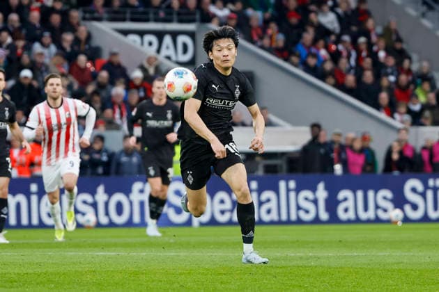 Shuto Machino Borussia Mönchengladbach, 18 on the ball , Germany, Soccer, 1 Bundesliga, Matchday 23, 2025 2026, SC Freiburg vs Borussia Mönchengladbach, 22 02 2026, Freiburg im Breisgau Europa Park Stadion Germany Copyright: xGrantxHubbsx