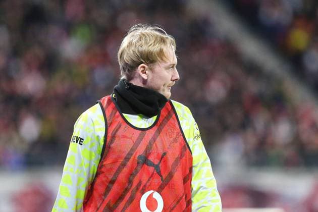 Leipzig, Saxony, Germany, 21 02 2026 Red Bull Arena 23 Matchday, Season 2025 26, 1 Soccer Bundesliga RB Leipzig Borussia Dortmund Julian Brandt 10, BVB Copyright: xdtsxNachrichtenagenturx dts_108021