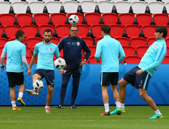 Croatian National Football Team training session in France PARIS, FRANCE - JUNE 11: Players of Croatian national football team attend a training session ahead of their first match with Turkey during EURO 2016 at the Parc des Princes stadium in Paris, France on June 11, 2016. France World. Editorial use only. Please get in touch for any other usage. Copyright: x2025xAnadoluxEvrenxAtalayx