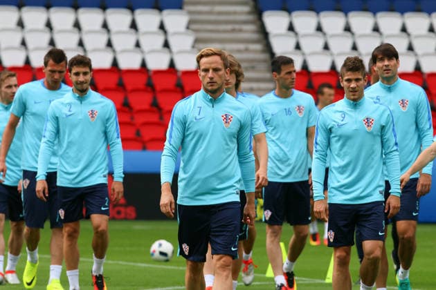 Croatian National Football Team training session in France PARIS, FRANCE - JUNE 11: Players of Croatian national football team attend a training session ahead of their first match with Turkey during EURO 2016 at the Parc des Princes stadium in Paris, France on June 11, 2016. France World. Editorial use only. Please get in touch for any other usage. Copyright: x2025xAnadoluxEvrenxAtalayx