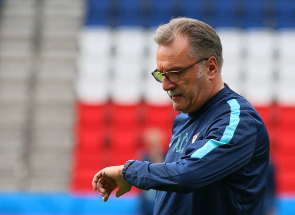 Croatian National Football Team training session in France PARIS, FRANCE - JUNE 11: Head coach Ante Cacic of Croatian national football team attends a training session ahead of their first match with Turkey during EURO 2016 at the Parc des Princes stadium in Paris, France on June 11, 2016. France World. Editorial use only. Please get in touch for any other usage. Copyright: x2025xAnadoluxEvrenxAtalayx