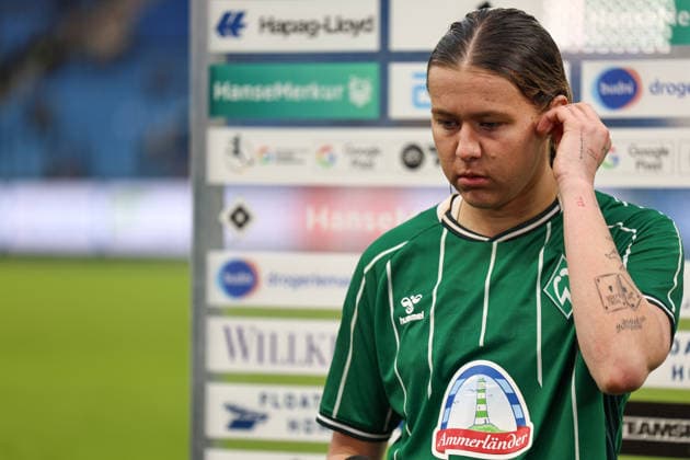 Germany Football, Google Pixel Womens Bundesliga 2025 26, 19 Matchday SV Werder Bremen vs Hamburger SV Volksparkstadion Hamburg Larissa Mühlhaus SV Werder Bremen, 7 Facial expression, facial expression, emotion, post-match interview, media Copyright: xSümeyyexAkcöltekinx