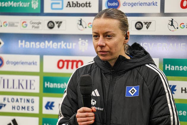 Germany Soccer, Google Pixel Womens Bundesliga 2025 26, 19 Matchday SV Werder Bremen vs Hamburger SV Volksparkstadion Hamburg Sophie Hillebrand Hamburger SV, 22 Facial expression, facial expression, emotion, post-match interview Copyright: xSümeyyexAkcöltekinx