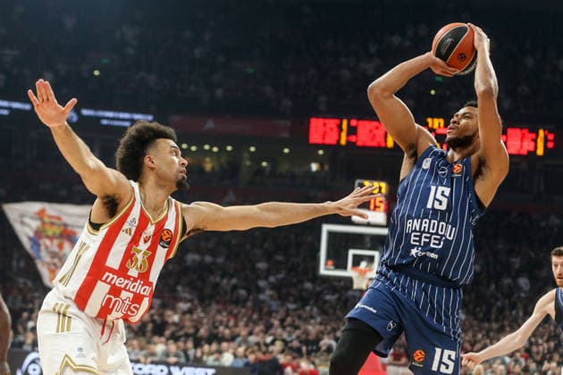 Crvena Zvezda v Anadolu Efes - Euroleague BELGRADE, SERBIA - FEBRUARY 25: Players in action during Euroleague basketball match between Crvena Zvezda and Anadolu Efes in Belgrade, Serbia on February 25, 2026. Filip Stevanovic Anadolu Belgrade Serbia. Editorial use only. Please get in touch for any other usage. Copyright: x2026xAnadoluxFilipxStevanovicx