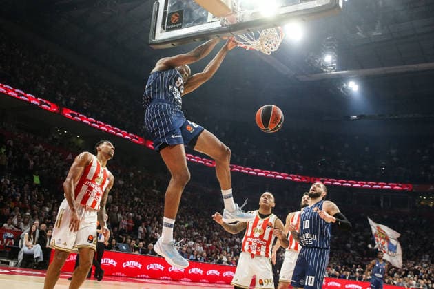 Crvena Zvezda v Anadolu Efes - Euroleague BELGRADE, SERBIA - FEBRUARY 25: Players in action during Euroleague basketball match between Crvena Zvezda and Anadolu Efes in Belgrade, Serbia on February 25, 2026. Filip Stevanovic Anadolu Belgrade Serbia. Editorial use only. Please get in touch for any other usage. Copyright: x2026xAnadoluxFilipxStevanovicx