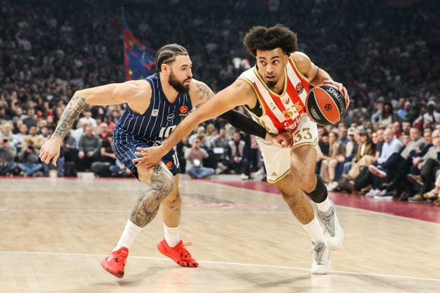 Crvena Zvezda v Anadolu Efes - Euroleague BELGRADE, SERBIA - FEBRUARY 25: Players in action during Euroleague basketball match between Crvena Zvezda and Anadolu Efes in Belgrade, Serbia on February 25, 2026. Filip Stevanovic Anadolu Belgrade Serbia. Editorial use only. Please get in touch for any other usage. Copyright: x2026xAnadoluxFilipxStevanovicx