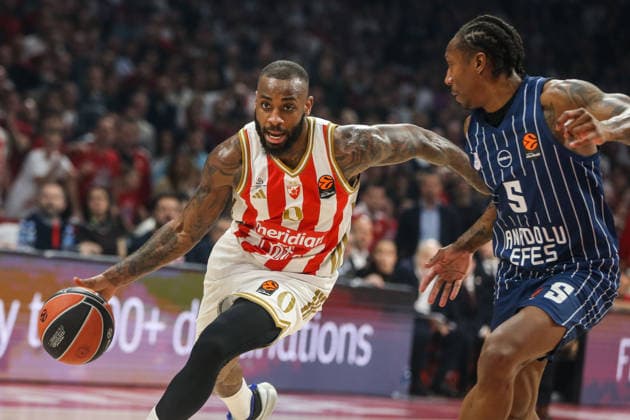 Crvena Zvezda v Anadolu Efes - Euroleague BELGRADE, SERBIA - FEBRUARY 25: Players in action during Euroleague basketball match between Crvena Zvezda and Anadolu Efes in Belgrade, Serbia on February 25, 2026. Filip Stevanovic Anadolu Belgrade Serbia. Editorial use only. Please get in touch for any other usage. Copyright: x2026xAnadoluxFilipxStevanovicx