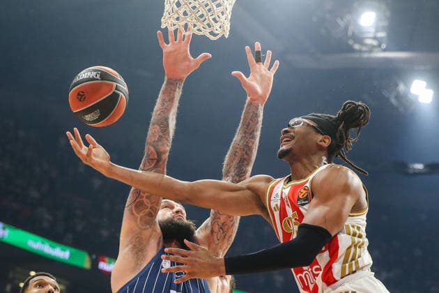 Crvena Zvezda v Anadolu Efes - Euroleague BELGRADE, SERBIA - FEBRUARY 25: Players in action during Euroleague basketball match between Crvena Zvezda and Anadolu Efes in Belgrade, Serbia on February 25, 2026. Filip Stevanovic Anadolu Belgrade Serbia. Editorial use only. Please get in touch for any other usage. Copyright: x2026xAnadoluxFilipxStevanovicx