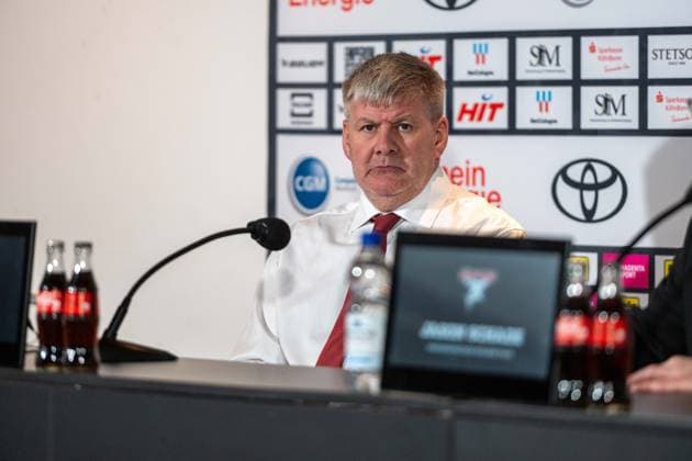 Bill Peters, Head Coach, Augsburger Panther , Koelner Haie vs Augsburger Panther, Penny Deutsche Eishockey Liga, DEL, Herren , 48 Spieltag, 04 03 2026 Köln NRW Germany Copyright: xkolbert-press MartinxWdziecznyx