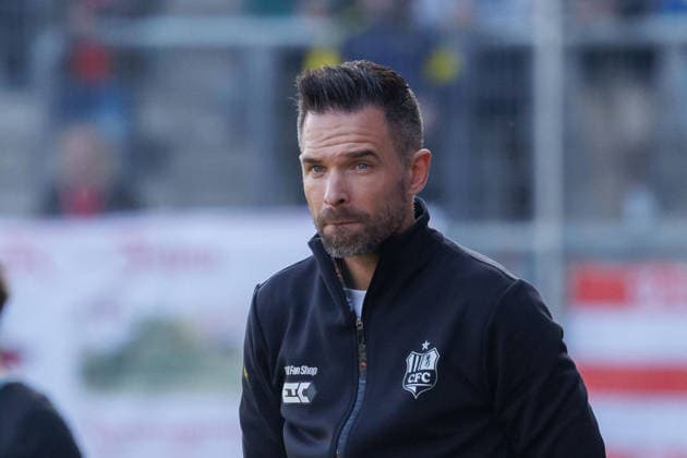 Coach Benjamin Duda CFC , Hallescher FC vs Chemnitzer FC, Soccer, Regionalliga Nordost, 25 Matchday, Season 2025 26, 07 03 2026 Halle Leuna Chemie Stadion ST Germany