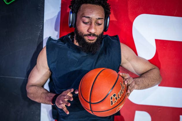 Basketball Berlin 08 03 2026 Season 2025 2026 EasyCredit BBL 1 Bundesliga Men, Men Alba Berlin Fitness First Würzburg Baskets Davion Mintz Würzburg, No 10