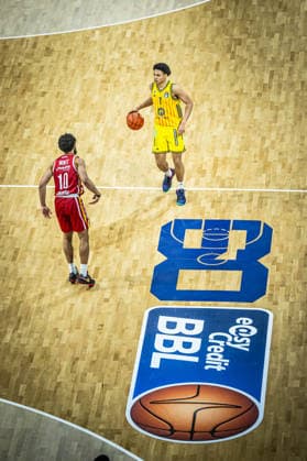 Basketball Berlin 08 03 2026 Season 2025 2026 EasyCredit BBL 1 Bundesliga Men, Men Alba Berlin Fitness First Würzburg Baskets Jack Kayil Alba Berlin, No 07 Davion Mintz Würzburg, No 10