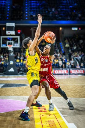 Basketball Berlin 08 03 2026 Season 2025 2026 EasyCredit BBL 1 Bundesliga Men, Men Alba Berlin Fitness First Würzburg Baskets Marcus Carr Würzburg, No 05 Jack Kayil Alba Berlin, No 07