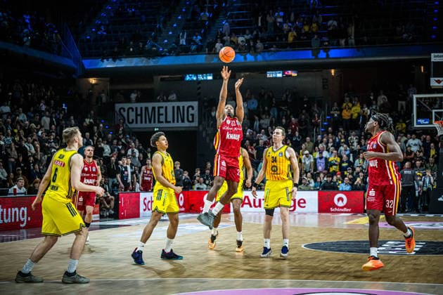 Basketball Berlin 08 03 2026 Season 2025 2026 EasyCredit BBL 1 Bundesliga Men, Men Alba Berlin Fitness First Würzburg Baskets Johnathan Stove Würzburg, No 22
