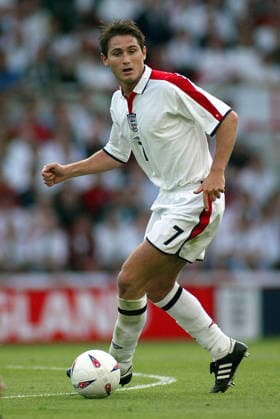 England V Slovakia, UEFA European Championships Qualifying Match Frank Lampard of England on the ball during the UEFA European Championships Qualifying Match match between England and Slovakia at Riverside Stadium on June 11, 2003 in Middlesbrough, England. Middlesbrough Riverside Stadium England United Kingdom Copyright: xAllstarxPicturexLibraryxLtdx