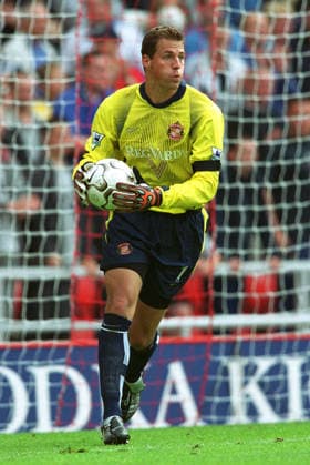 Sunderland V Everton, Premier League Thomas Sorensen of Sunderland on the ball during the Premier League match between Sunderland and Everton at Stadium Of Light on August 24, 2002 in Sunderland, England. Sunderland Stadium Of Light England United Kingdom Copyright: xAllstarxPicturexLibraryxLtdx
