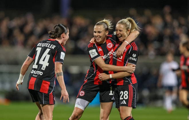 GER, Frankfurt, Eintracht Frankfurt vs TSG Hoffenheim, Google Pixel Bundesliga, Football, DFB, Season 2025 2026, Stadion am Brentanobad, 15 Matchday in picture Rebecka Blomqvist Eintracht Frankfurt Women 28 scores the 2 0, goal, cheers and joy, emotions, Geraldine Reuteler Eintracht Frankfurt Frauen 14 , Laura Freigang Eintracht Frankfurt Frauen 10 DFB DFL REGULATIONS PROHIBIT ANY USE OF PHOTOGRAPHS AS IMAGE SEQUENCES AND OR QUASI VIDEO, 18 03 2026 Copyright: HMBxMedia HendrikxHamelau