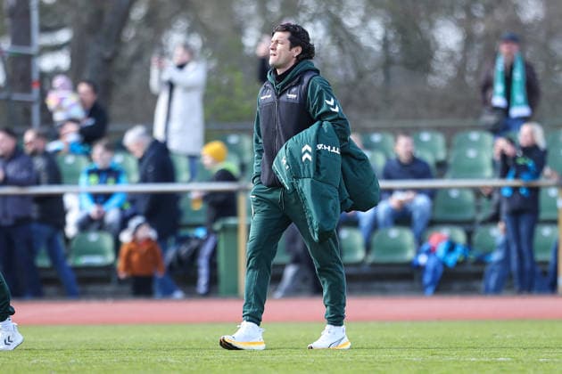 21 03 2026, xKWIx, Football, Regionalliga Nord, Men, Season 2025 2026, SV Werder Bremen II SV Drochtersen Assel, Weserstadion Platz 11 Nelson Valdez Werder Bremen II Head Coach xKamilxWilkowskixPressefotoKochx Niedersachsen Germany