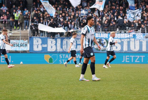 21 03 2026, Germany, Stuttgart, Soccer Regionalliga Südwest, SV Stuttgarter Kickers vs KSV Hessen Kassel, David Udogu Kickers disappointed
