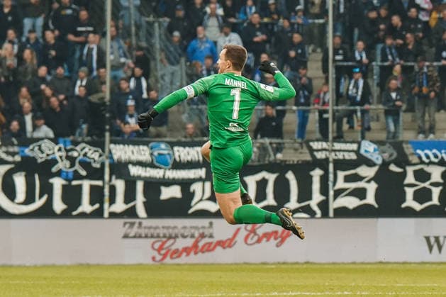 Germany Soccer 3 Liga 2025 2026 , Matchday 30 SV Waldhof Mannheim vs FC Erzgebirge Aue Carl Benz Stadion Mannheim Martin Männel Martin Maennel FC Erzgebirge Aue, 1 Gesture, Gesture, Cheer, Goal celebration, Goal Copyright: xBennetxLongx