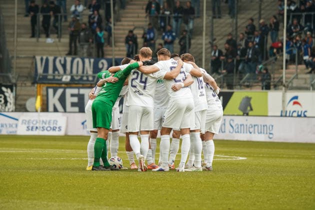 Germany Soccer 3 Liga 2025 2026 , Matchday 30 SV Waldhof Mannheim vs FC Erzgebirge Aue Carl Benz Stadion Mannheim Team Copyright: xBennetxLongx