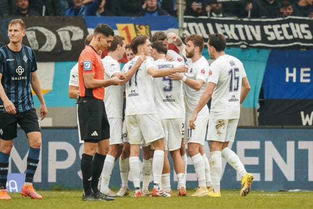 Germany Soccer 3 Liga 2025 2026 , Matchday 30 SV Waldhof Mannheim vs FC Erzgebirge Aue Carl Benz Stadion Mannheim Team Gesture, Gesture, Cheering, Goal celebration, Goal Copyright: xBennetxLongx