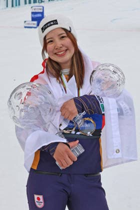 Overall World Cup winner FIS Snowboard Alpine Woman, Tsubaki Miki JPN with the big ball, VISA FIS Snowboard Alpine World Cup Winterberg 2026 GER , World Cup season 2025 2026, snowboard, slalom, parallel slalom, Winterberg Sauerland, 21 22 03 2026, race day, 21 03 2026, Winterberg Germany