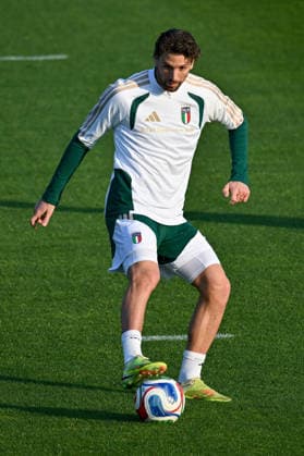 Foto IPP Lisa Guglielmi Coverciano - Firenze - 23 03 2026 Raduno della Nazionale di Calcio dell Italia nella foto Manuel Locatelli Italy Photo Press - World Copyright italy ITALY  Copyright: xR4924_italyphotopressx
