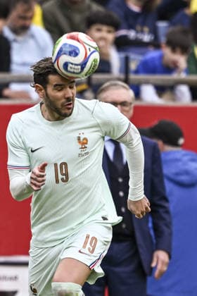BOSTON, UNITED STATES - MARCH 27: Theo Hernández of France heads the ball during an international football friendly between Brazil v France at Gillette Stadium, Boston, USA. (Photo by Richard Callis Sports Press Photo) Copyright: xRichardxCallis SportsxPressxPhotox Sportspressphoto_SPR118892
