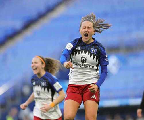 Photo Goal celebration for the Hamburg women after the 1 1 equalizer by Camilla Linberg HSV Fussball Pixel Bundesliga der Frauen on Mon 30 03 2026 Hamburger SV Bayer 04 Leverkusen