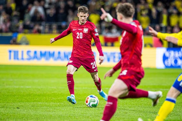 31.03.2026 SZTOKHOLM, STRAWBERRY ARENA, PILKA NOZNA (FOOTBALL) ELIMINACJE MISTRZOSTW SWIATA FIFA 2026 ( FIFA World Cup, WM, Weltmeisterschaft, Fussball 26 UEFA Qualifiers ) FINAL BARAZY SZWECJA - POLSKA ( SWEDEN - POLAND ) NZ SEBASTIAN SZYMANSKI FOTO LUKASZ SKWIOT CYFRASPORT NEWSPIX.PL --- Newspix.pl  20260331CSLS0084