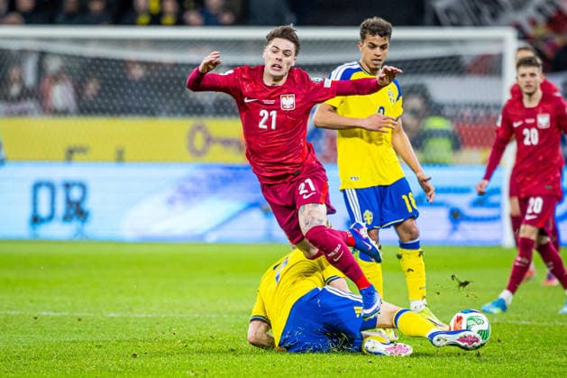 31.03.2026 SZTOKHOLM, STRAWBERRY ARENA, PILKA NOZNA (FOOTBALL) ELIMINACJE MISTRZOSTW SWIATA FIFA 2026 ( FIFA World Cup, WM, Weltmeisterschaft, Fussball 26 UEFA Qualifiers ) FINAL BARAZY SZWECJA - POLSKA ( SWEDEN - POLAND ) NZ NICOLA ZALEWSKI LUCAS BERGVALL FOTO LUKASZ SKWIOT CYFRASPORT NEWSPIX.PL --- Newspix.pl  20260331CSLS0090