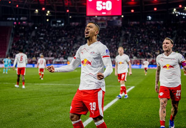 Cheers after the 5-0 goal by Leipzigs Benjamin Henrichs Soccer 1 Bundesliga, Matchday 27 RB Leipzig TSG Hoffenheim 20 March 2026 Leipzig, Red Bull Arena RB Leipzig TSG Hoffenheim