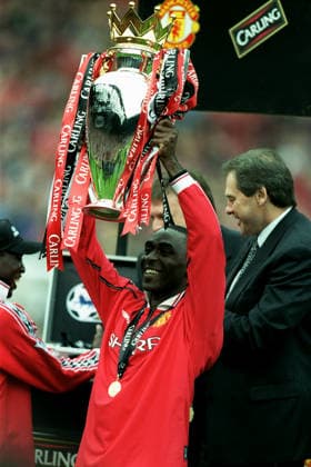 Manchester United, ManU V Tottenham Hotspur, Premier League Andy Cole of Manchester United celebrates With Premiership Trophy after winning the 1998-99 Premier League Title after the the Premier League match between Manchester United and Tottenham Hotspur at Old Trafford on May 16, 1999 in Manchester, England. Manchester Old Trafford England United Kingdom Copyright: xAllstarxPicturexLibraryxLtdx